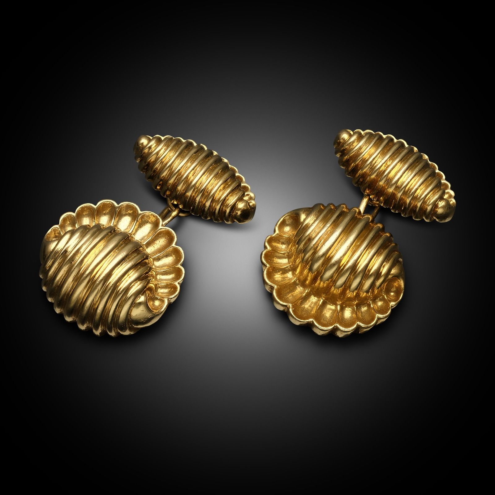 Vintage Shell Cufflinks In 18ct Yellow Gold