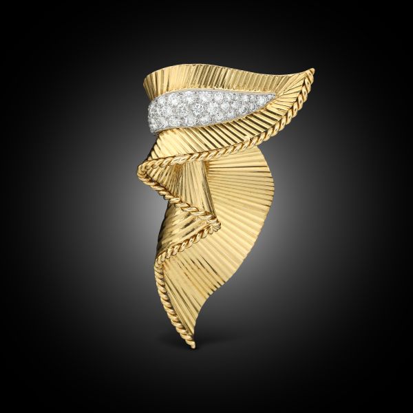 Vintage Diamond Ribbon Brooch In 18ct Yellow Gold