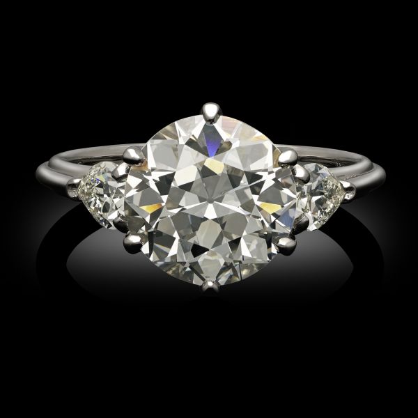 3.01ct Old European Cut Diamond Ring with Pear Shape Shoulders