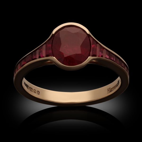1.45cts Oval Pigeon's Blood Burmese Ruby Ring in 18ct Rose Gold