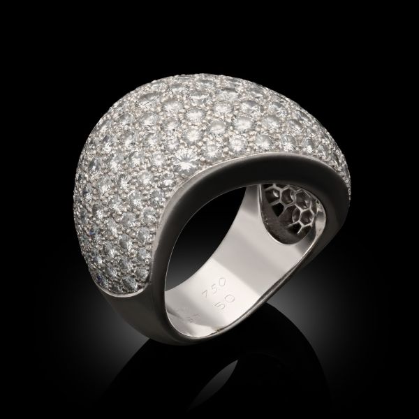 A Diamond and 18ct White Gold Dress Ring