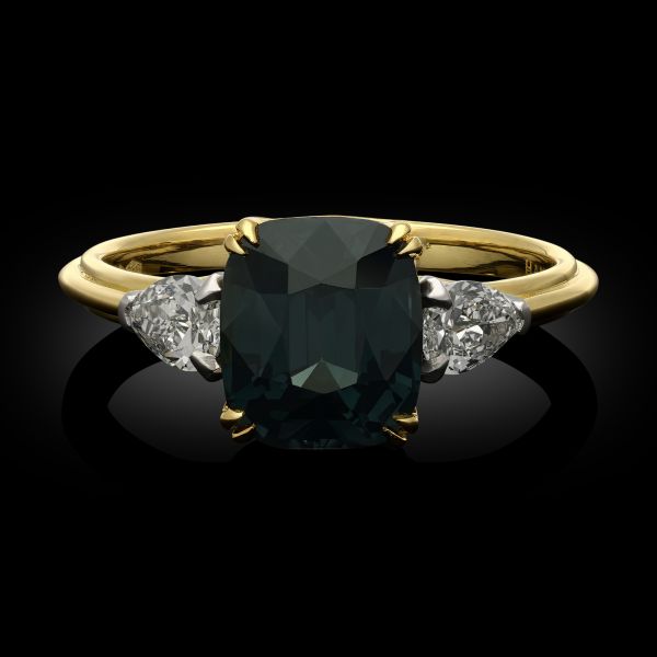 2.55ct Teal Sapphire & Diamond Ring in 18ct Yellow Gold