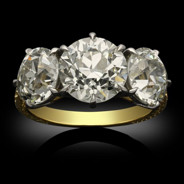 6.77ct Old European Cut Diamond Three Stone Ring in 18ct Yellow Gold