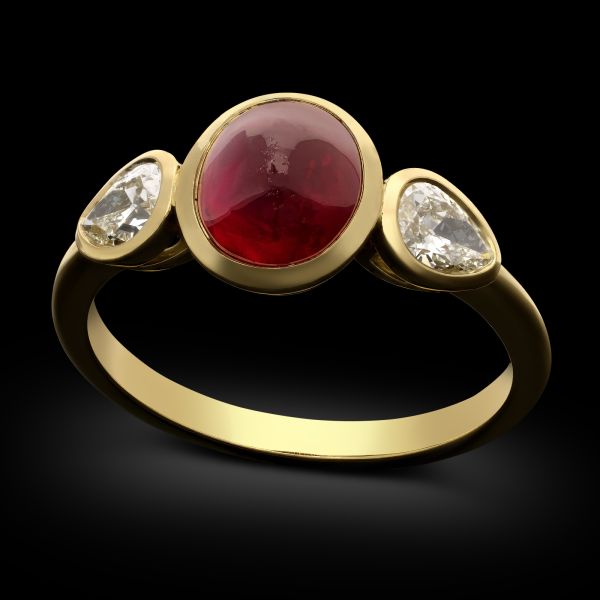 2.70ct Burma Ruby & Diamond ring in 18ct Yellow Gold