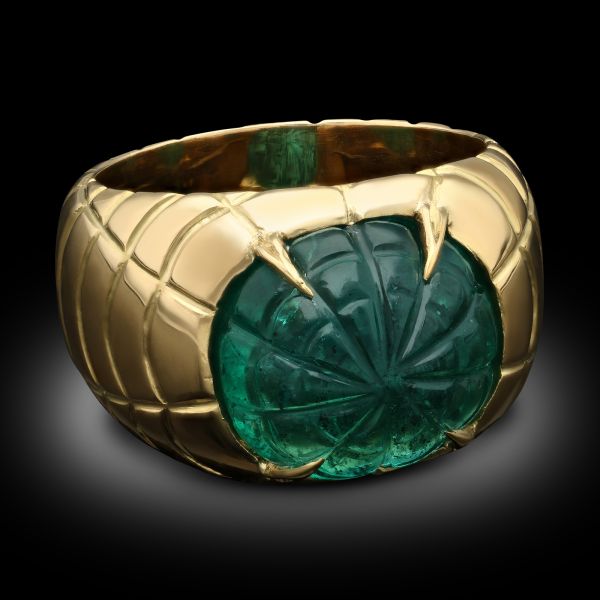 Vintage Carved 10.66ct No Oil Colombian Emerald Ring